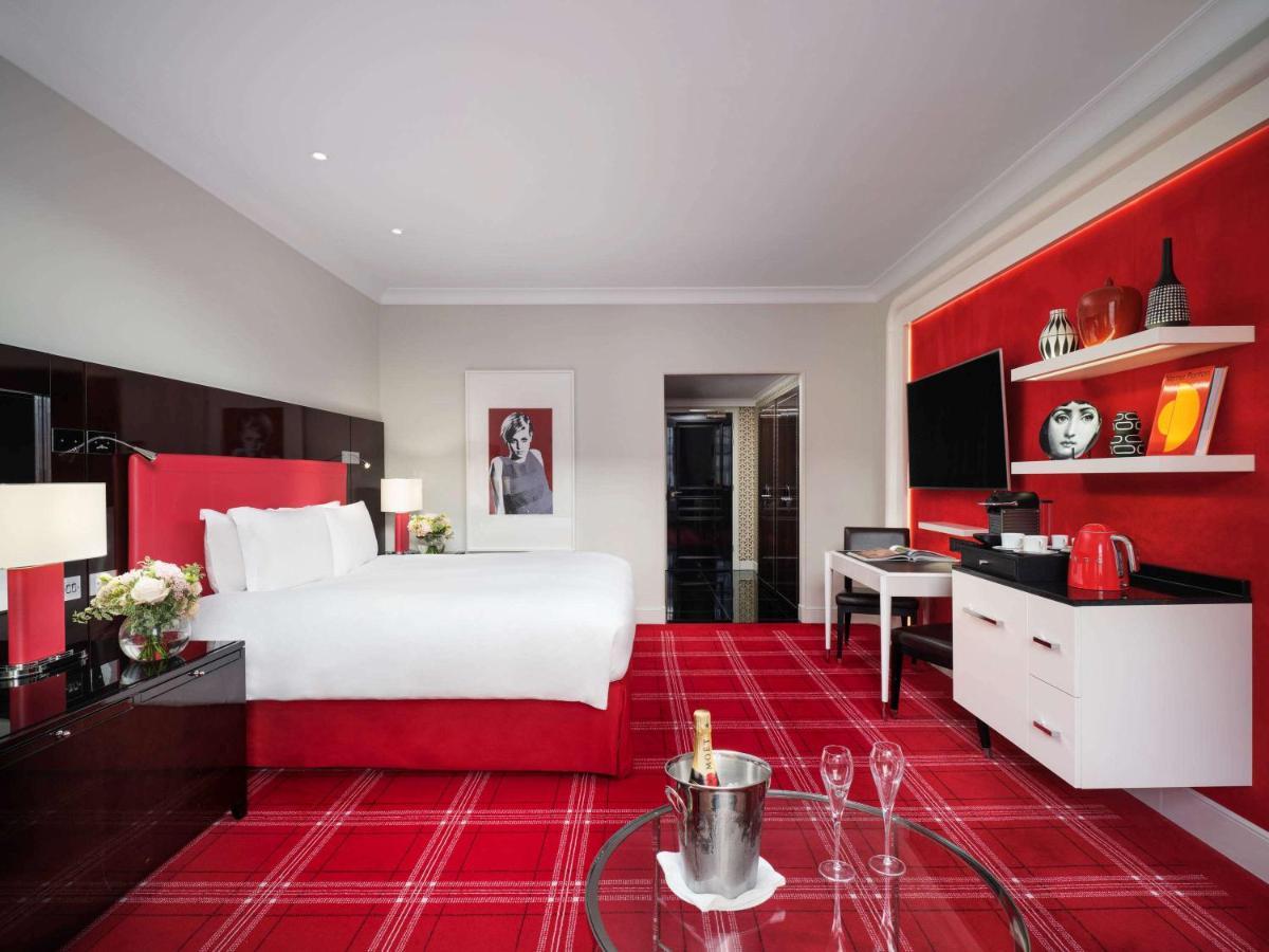 Sofitel London St James Eksteriør bilde A room at the London West Hollywood