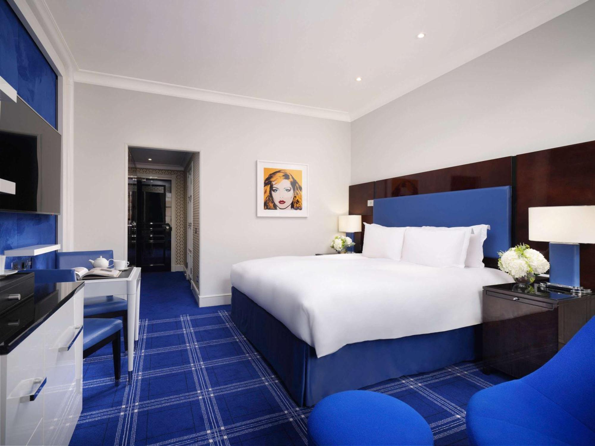 Sofitel London St James Eksteriør bilde A room at the London West Hollywood