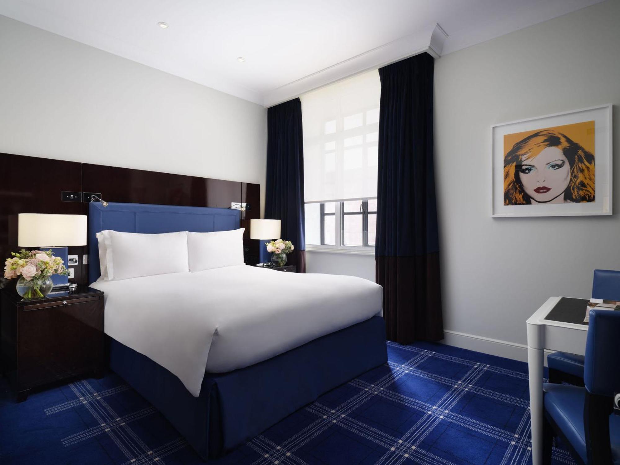 Sofitel London St James Eksteriør bilde A room at the London West Hollywood